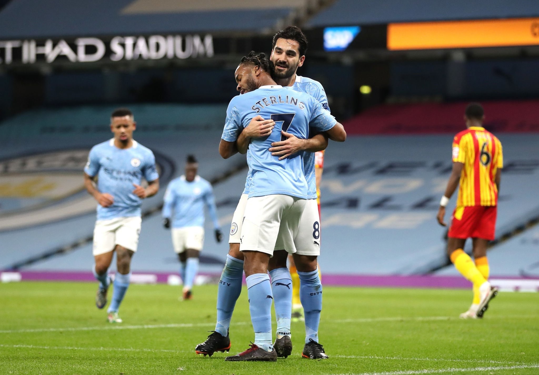 事奠定了基 事奠定了基